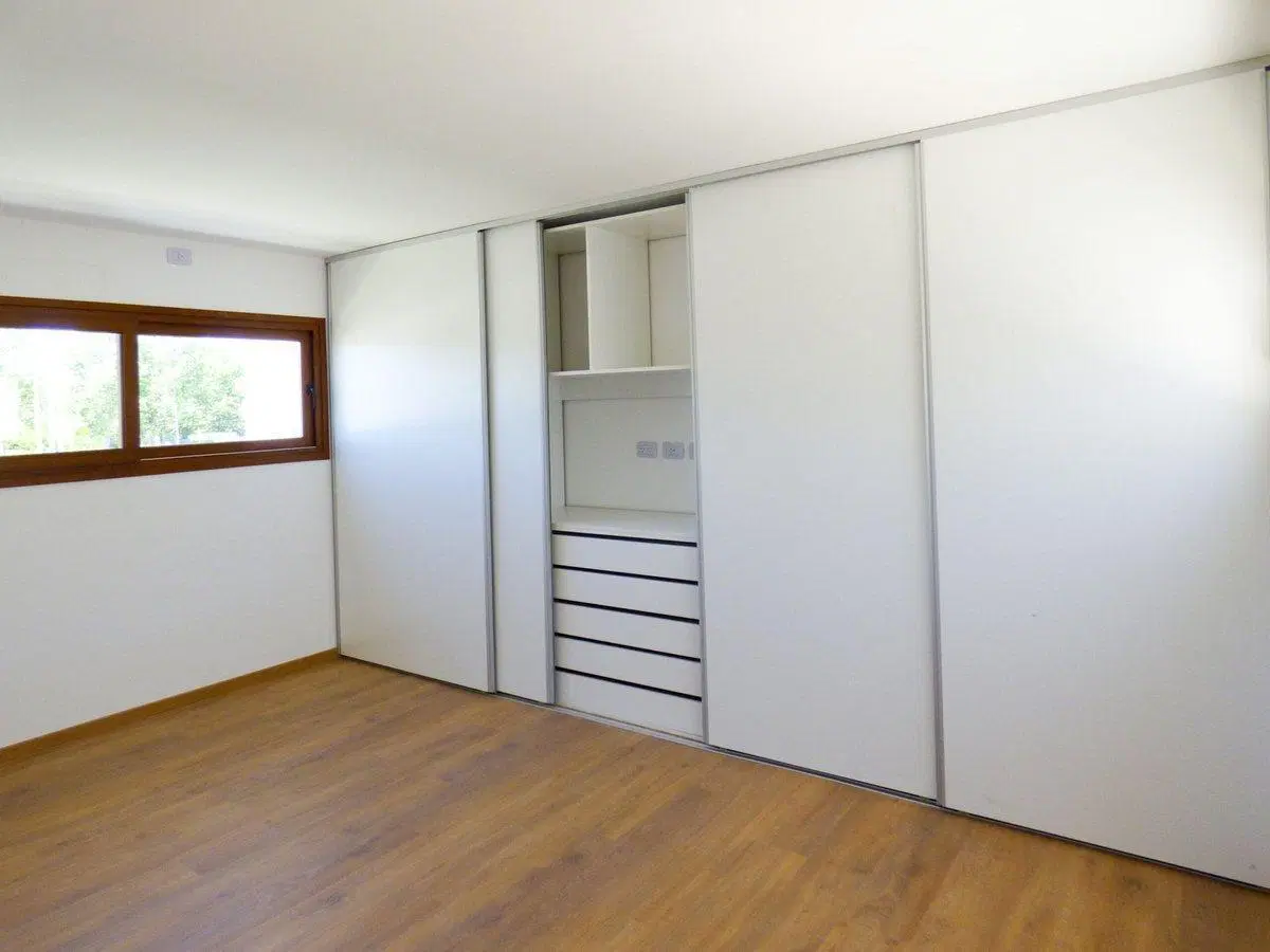 Duplex de categoria Apto Banco - Gonnet 3