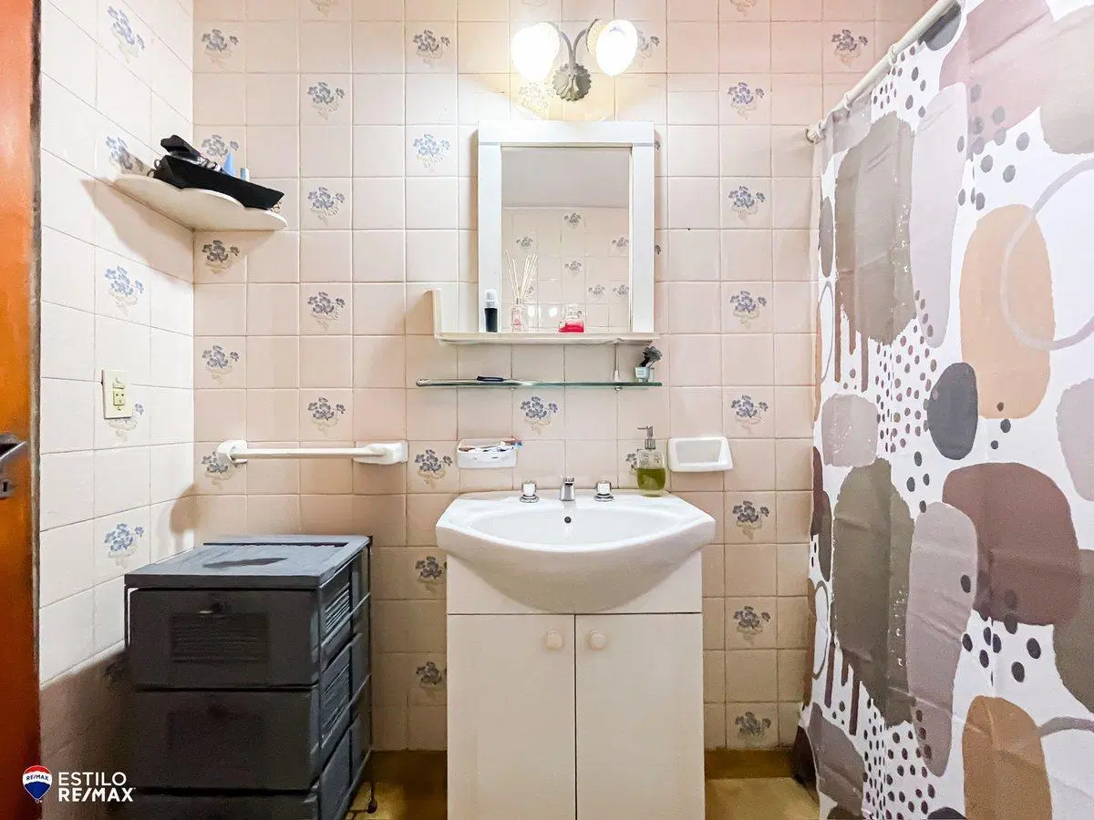 CASA EN VENTA 2 DORMITORIOS Y PATIO EN TOLOSA 4