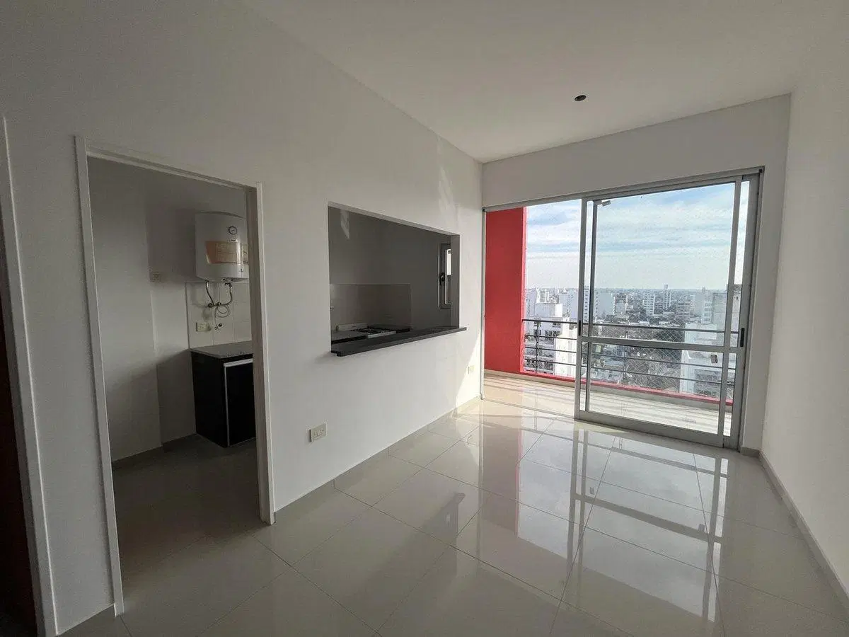 Venta de departamento de 2 dormitorios en La Plata 4