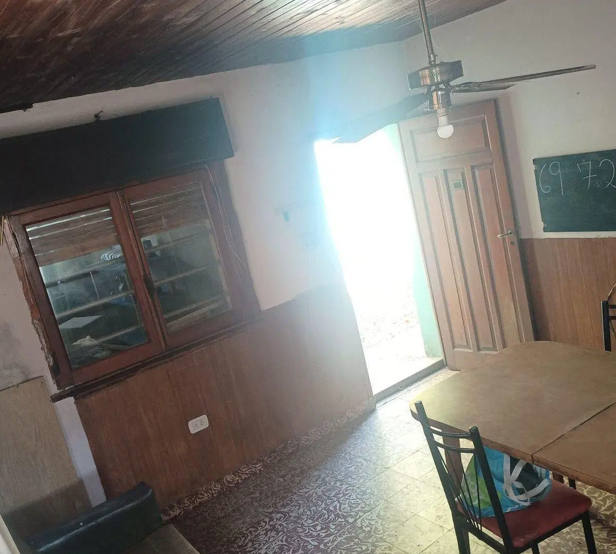 CASA EN VENTA A RECICLAR LOS HORNOS 5