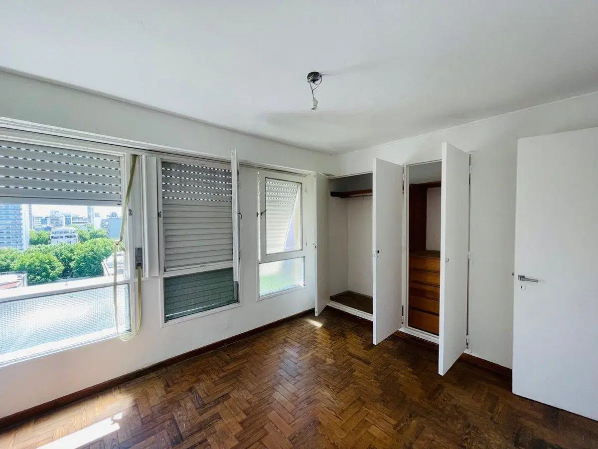 Departamento en venta 2 dorms. baulera en La Plata 4