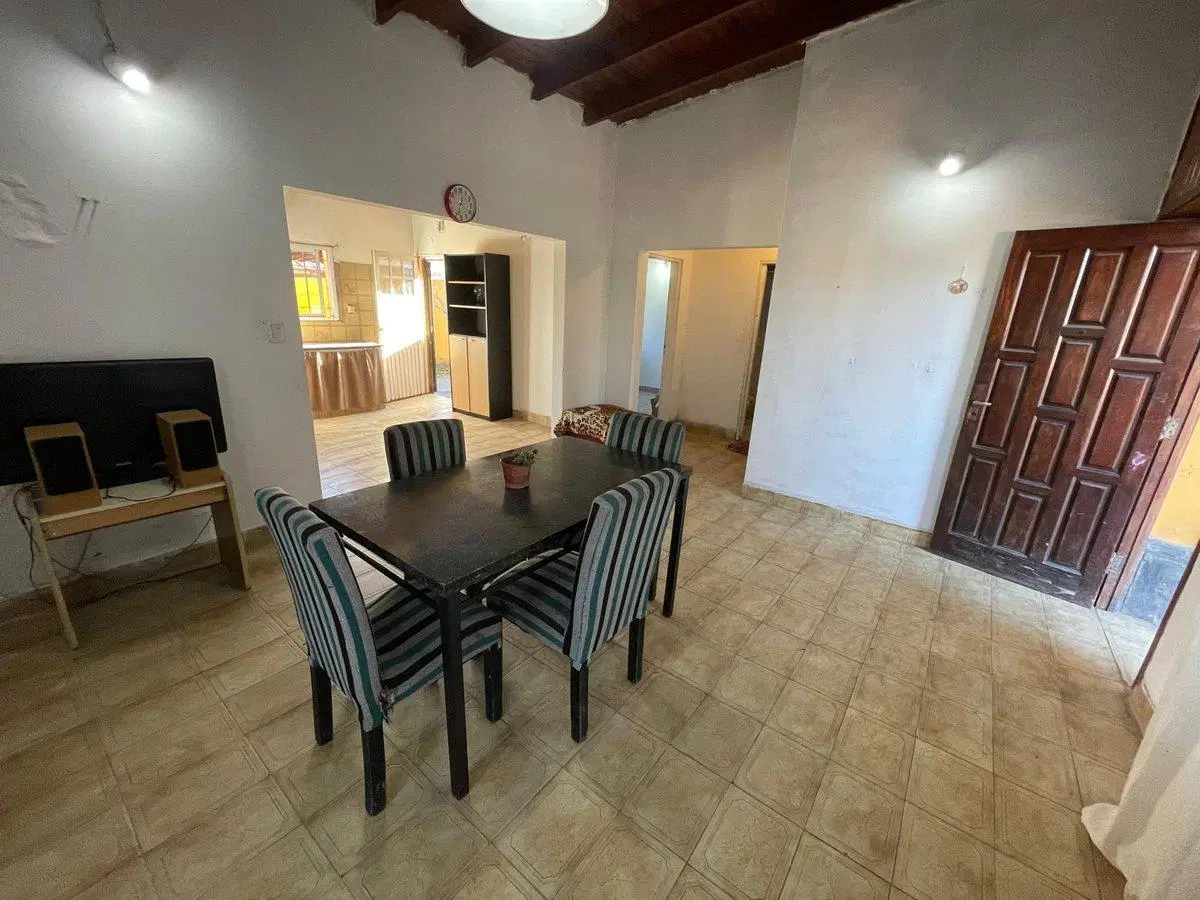 CASA EN VENTA EN LOS HORNOS 8