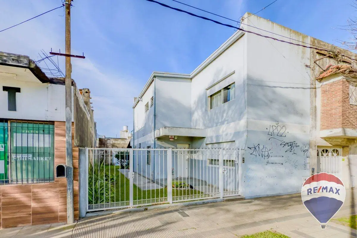 Casa en Venta 4 Dormitorios La Plata 3