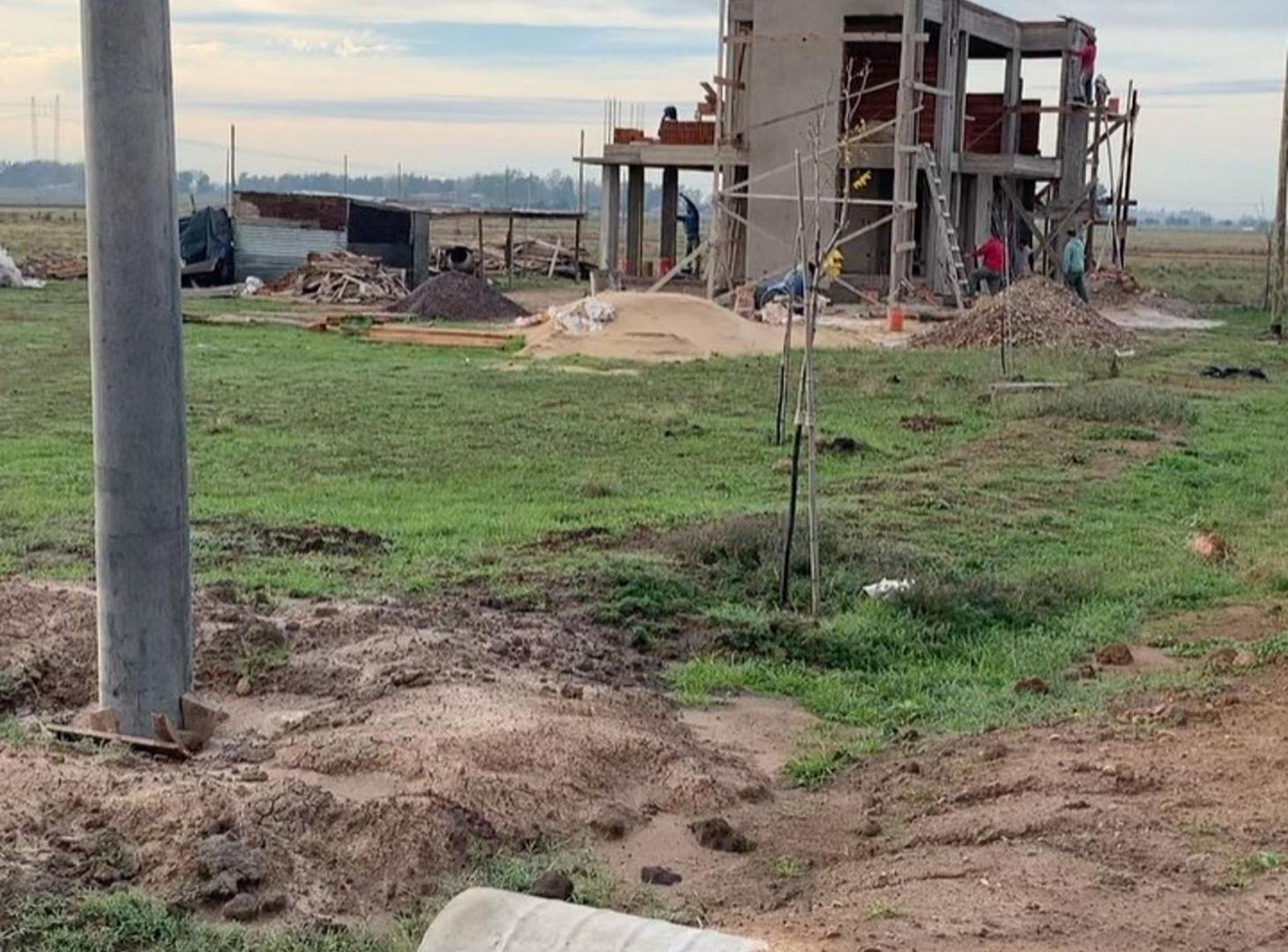 Lote barrio Los Cardales