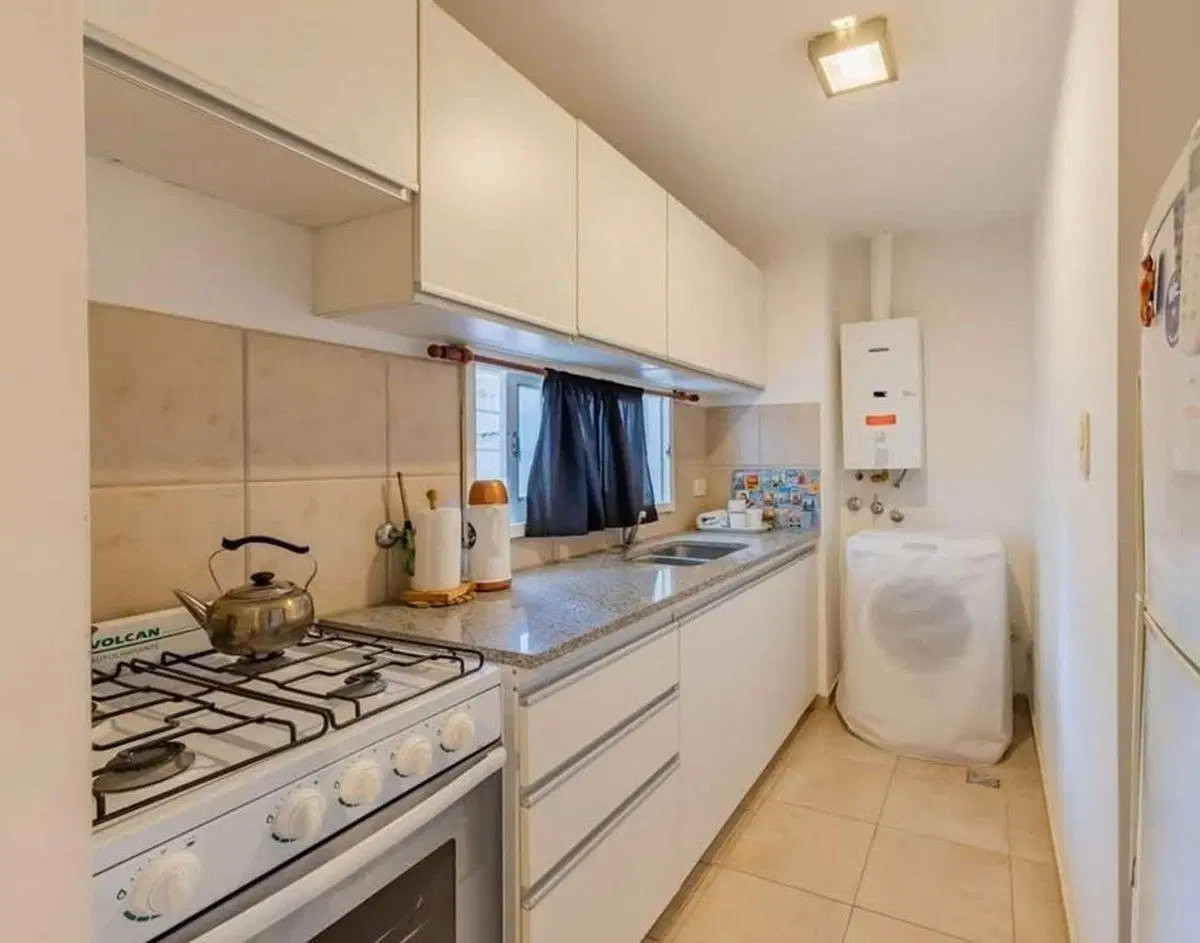 Departamtento de 1 dormitorio c/ cochera. 2