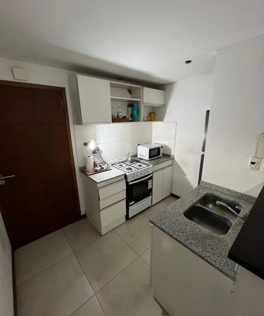 Departamento dos dormitorios en venta La Plata 2