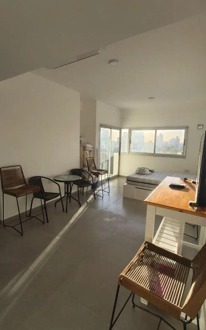 MONOAMBIENTE en La Plata - 66 e/18 y Plaza 3