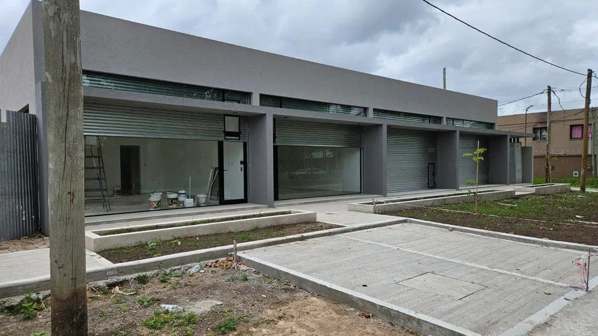 LOCAL COMERCIAL EN VENTA 2