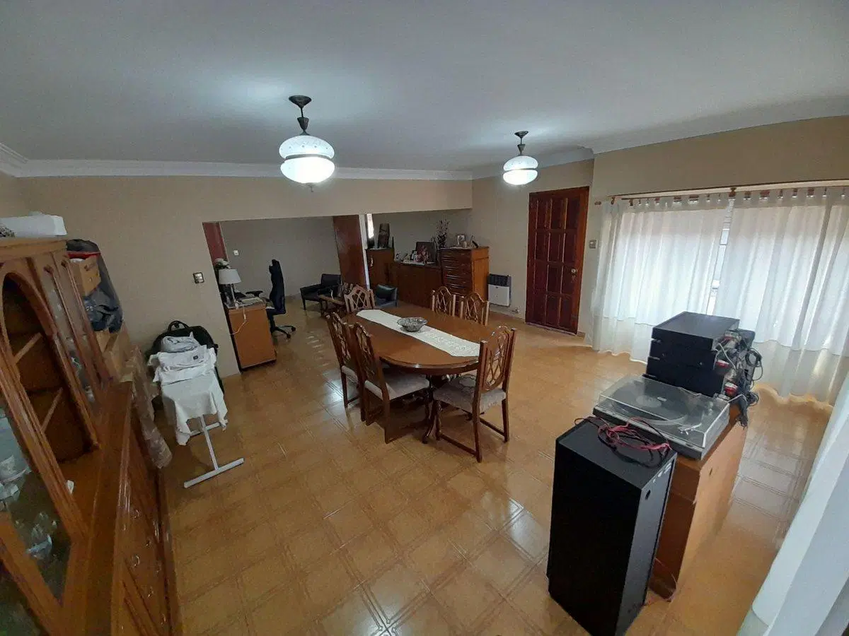LOCAL EN VENTA CON VIVIENDA 2