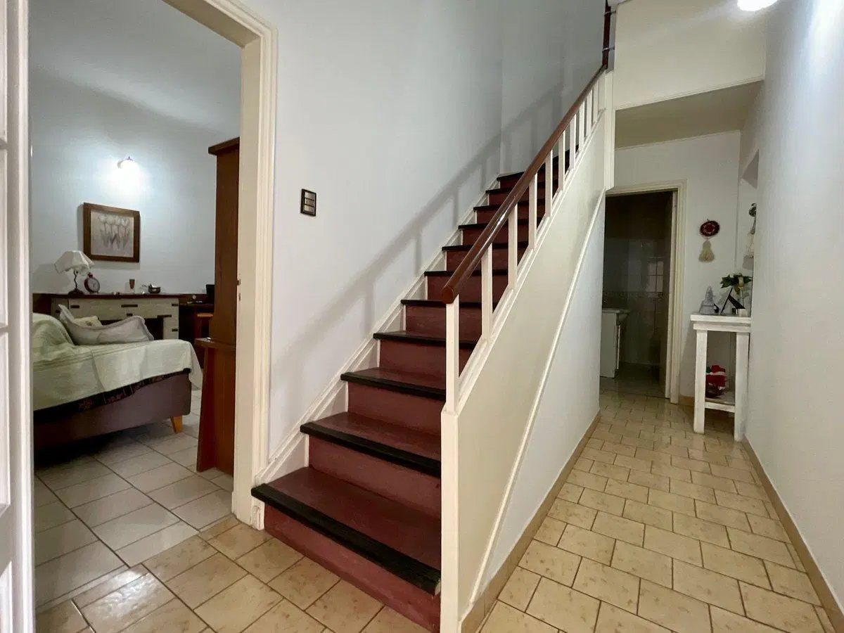 VENTA CASA / LOCAL/ GALPON EN BLOQUE SOBRE AV.44 3