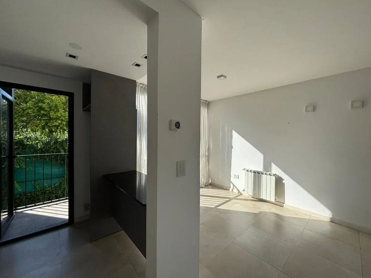 Venta de triplex de 2 dormitorios, en gonnet 8