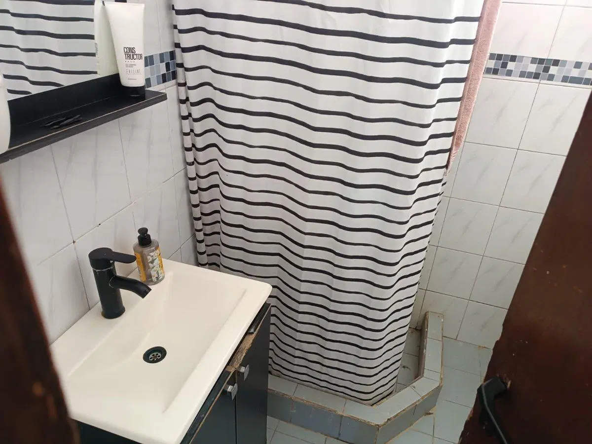 CASA EN VENTA A REFACCIONAR 2
