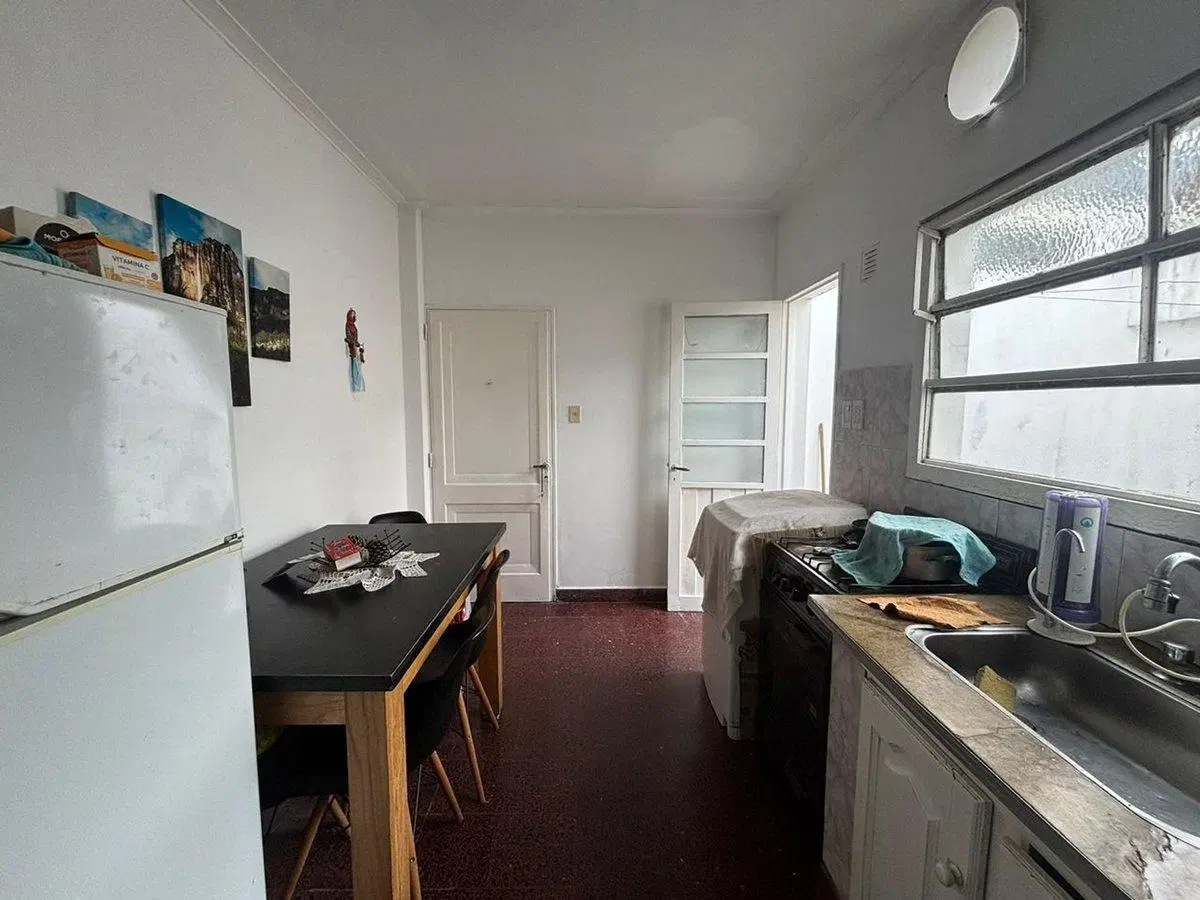 Venta de departamento de 2 dormitorios en La Plata 2