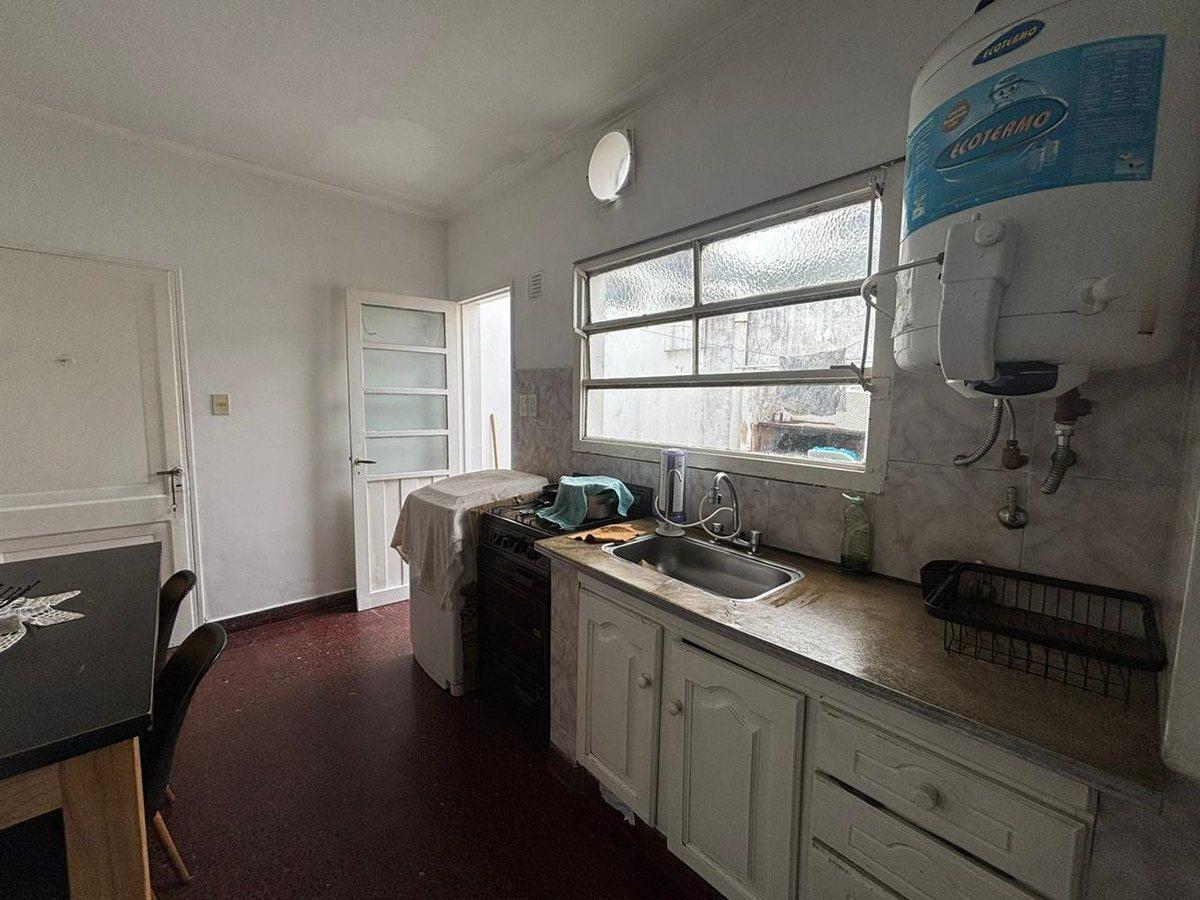 Foto de Venta de departamento de 2 dormitorios en La Plata, imagen 1