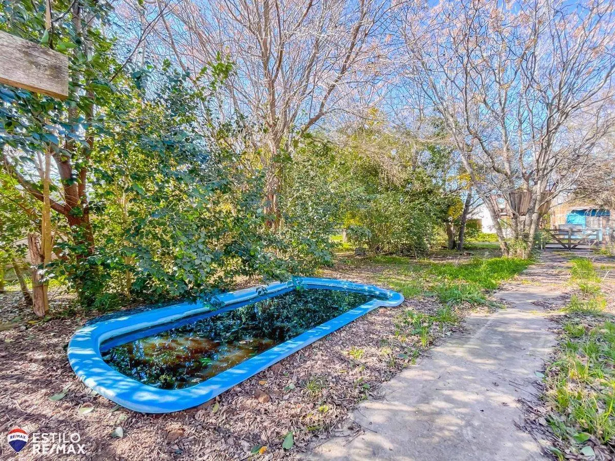 CASA EN VENTA DE 2 DORMITORIOS EN SICARDI 4
