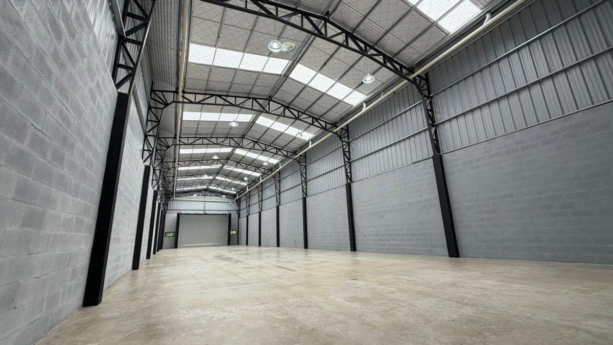 Galpon en Venta a Estrenar en La Plata