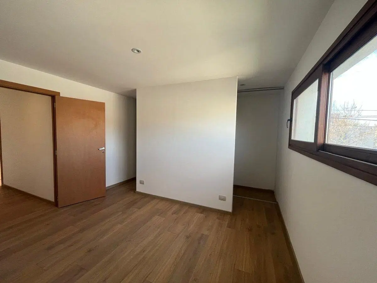 Duplex 3 dormitorios en VENTA - City Bell 2