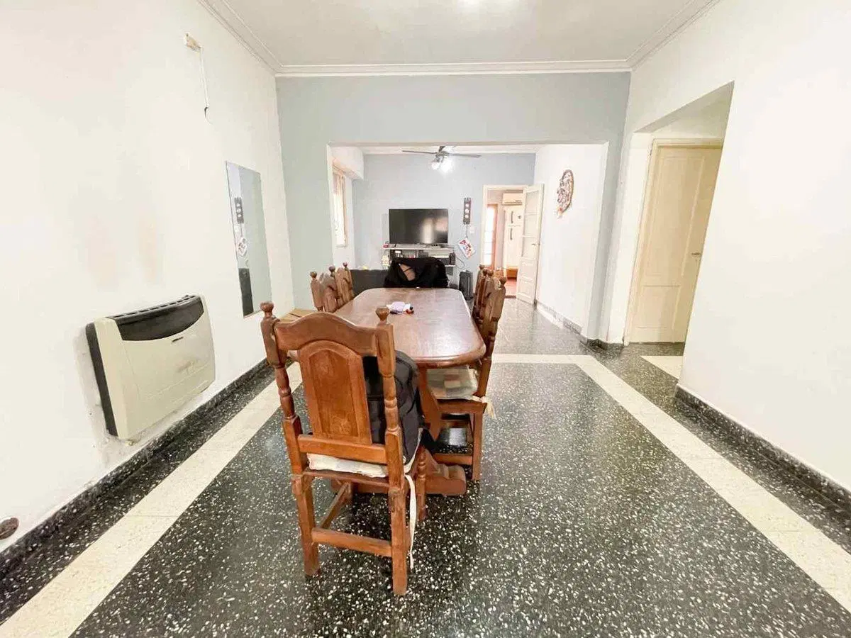 Casa 2 dormitorios, en venta en La Plata 2