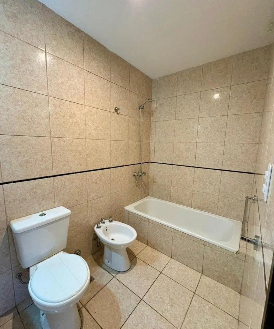 Venta Departamento Un dormitorio Cochera La Plata 3