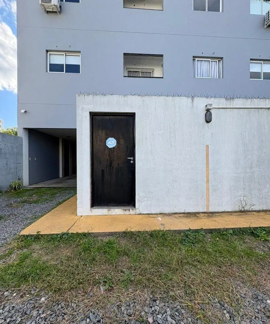 Venta Departamento Un dormitorio Cochera La Plata 5