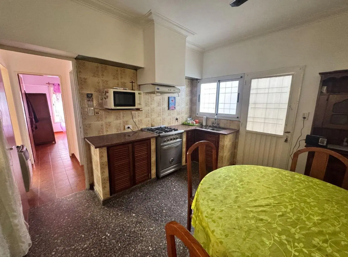 CASA EN VENTA - TOLOSA - LA PLATA 2