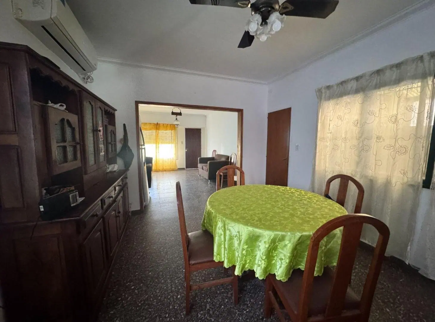 CASA EN VENTA - TOLOSA - LA PLATA 3