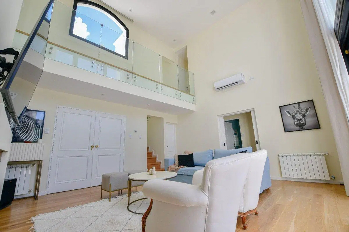 Casa en venta Miralagos 5 dormitorios APTA BANCO 2