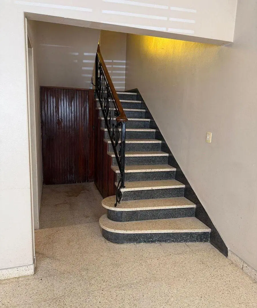 Venta de casa de 4 dormitorios en Barrio Norte 8