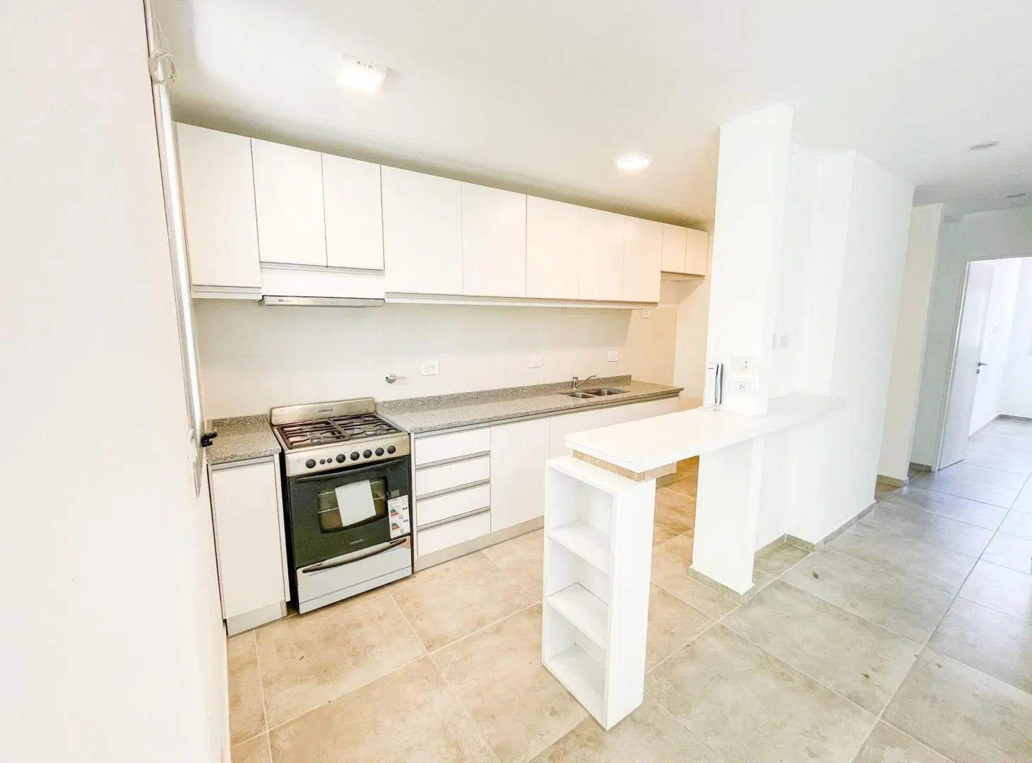 Venta Depto 1 dormitorio coch. City Bell Estrenar 5