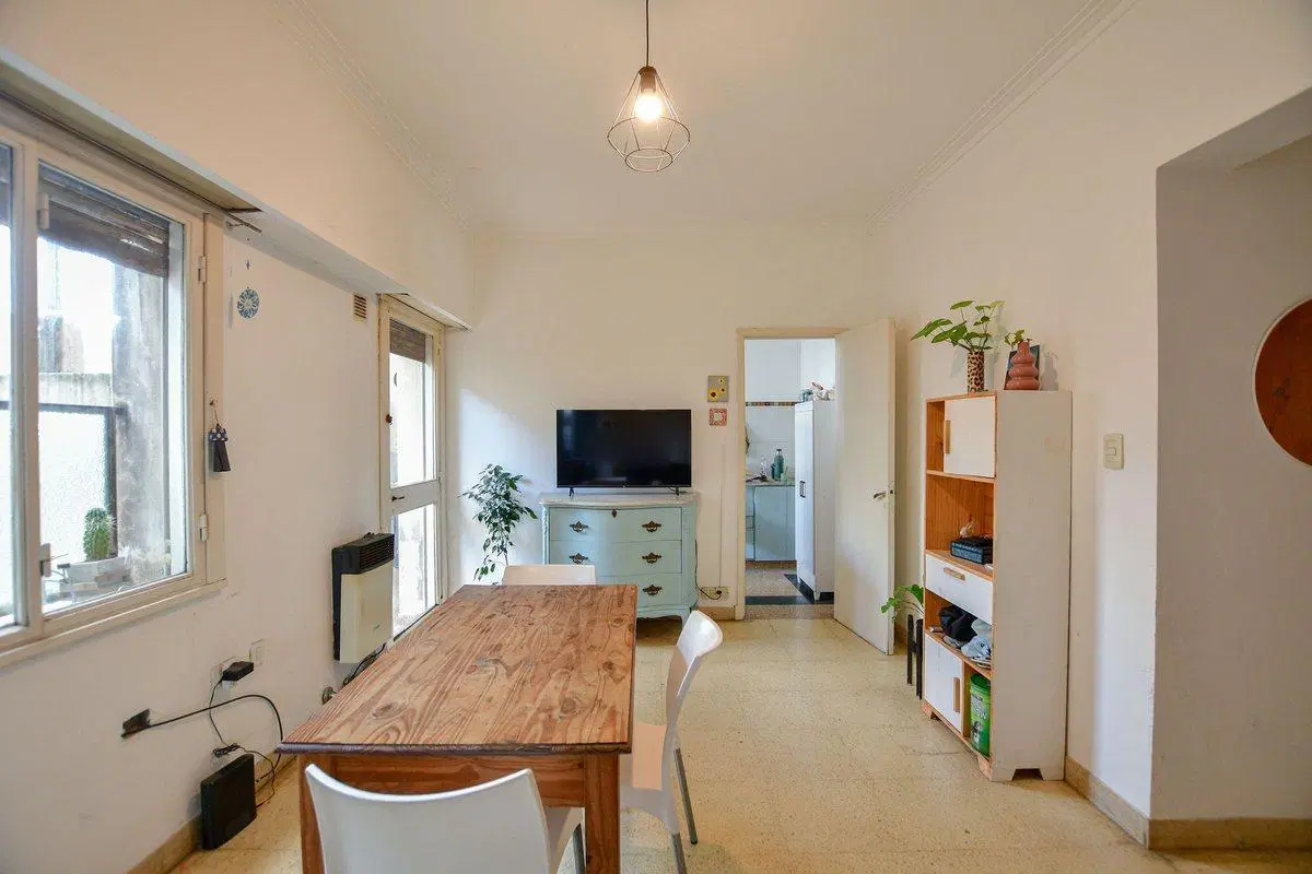 VENTA DEPARTAMENTO 2 DORMITORIOS CON AMPLIO BALCÓN 3