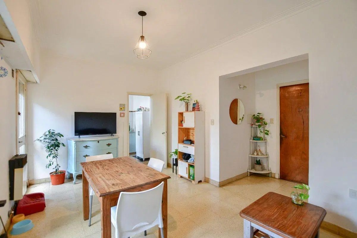 VENTA DEPARTAMENTO 2 DORMITORIOS CON AMPLIO BALCÓN 2