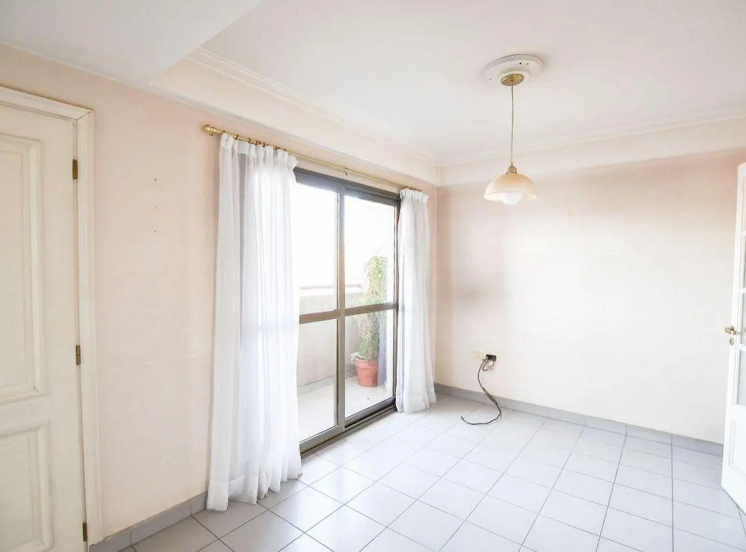VENTA DEPARTAMENTO DOS DORMITORIOS, Y DOS COCHERAS 4