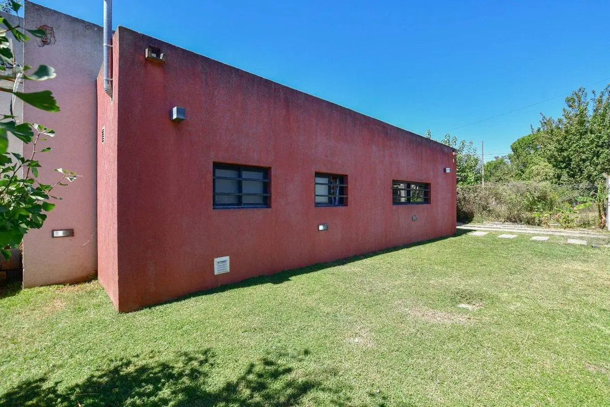 CASA QUINTA EN VENTA 2 DORMITORIOS  - VILLA ELISA 3