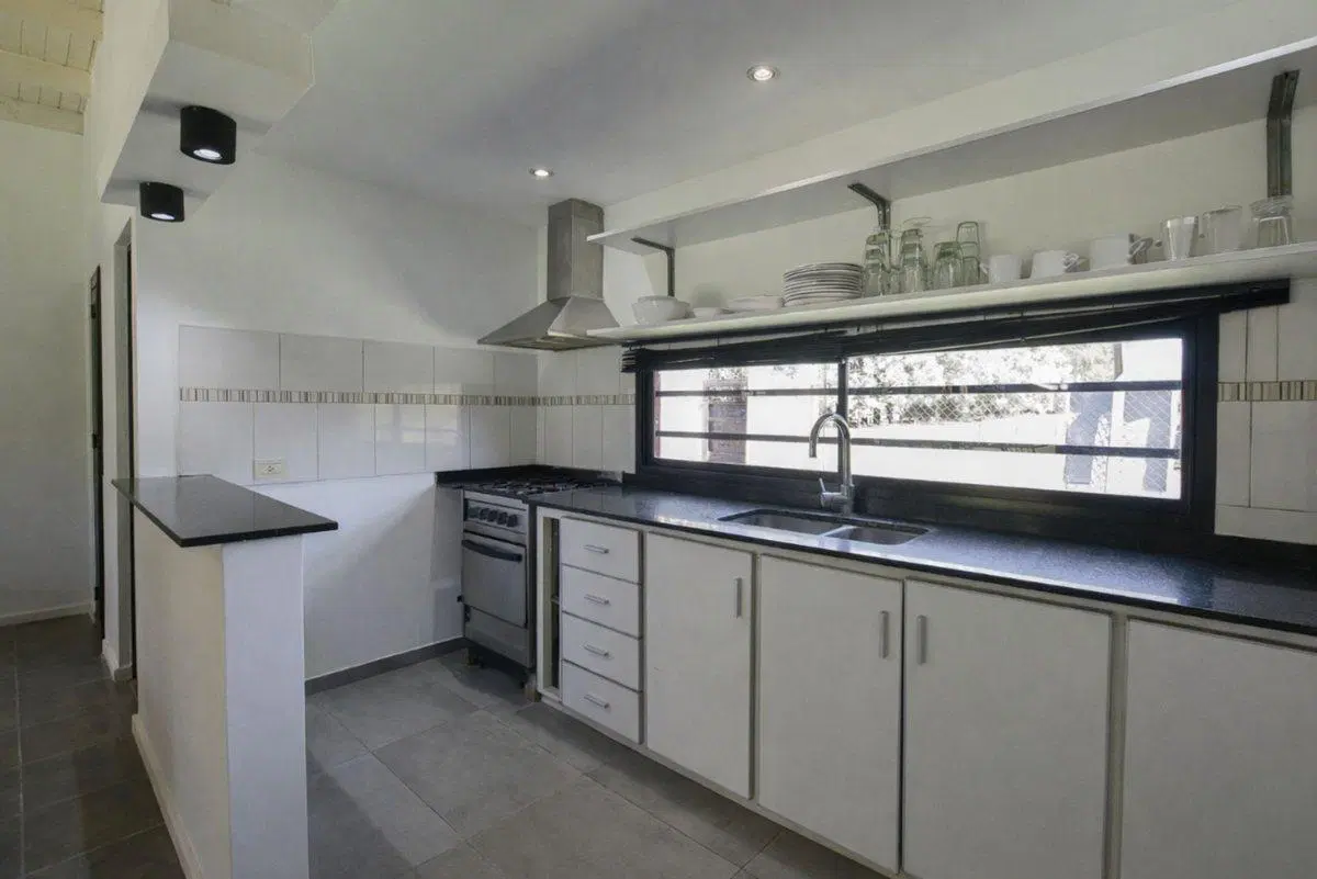 CASA QUINTA EN VENTA 2 DORMITORIOS  - VILLA ELISA 5