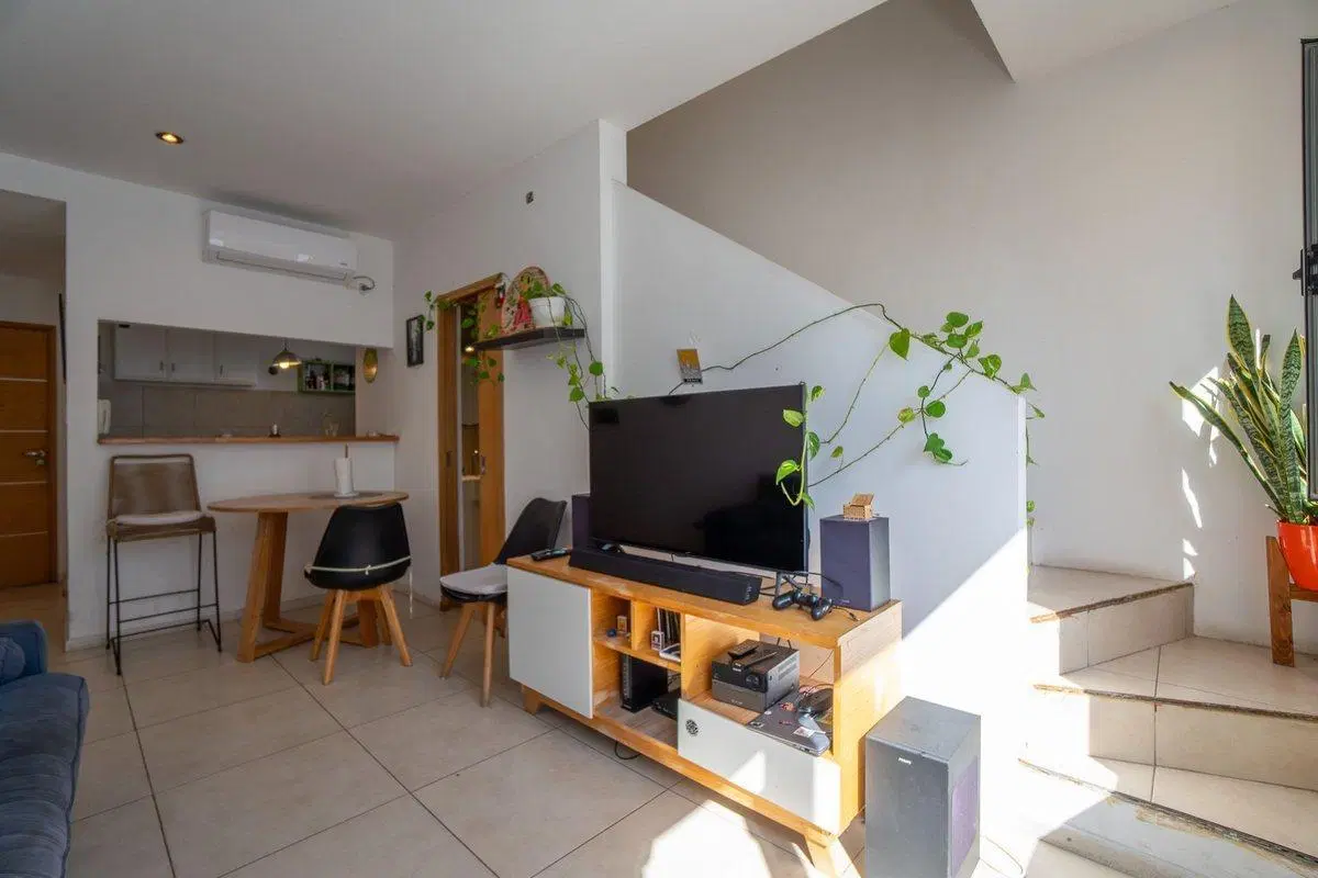 Departamento en venta duplex de  1 dormitorio 4