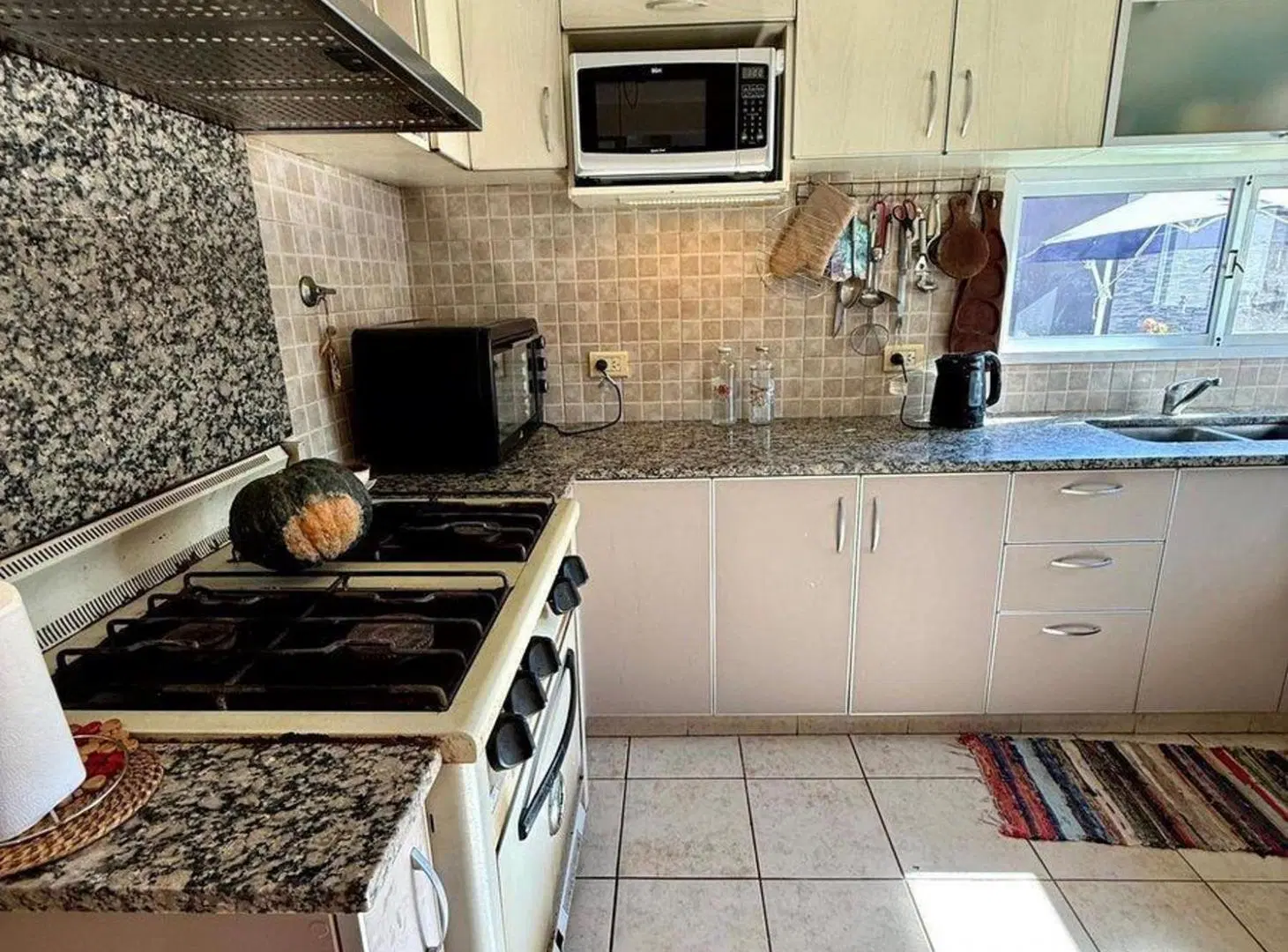 CASA EN VENTA EN EL CARMENCITO - HUDSON 2