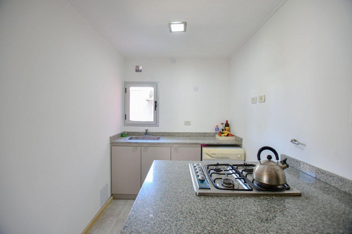 Foto de Venta Casa Tres Dormitorios Parque Sicardi, imagen 3