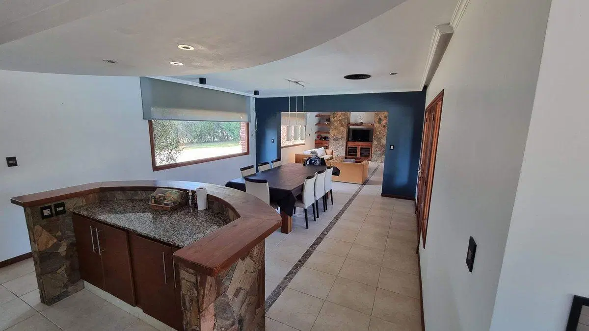 Casa EN ALQUILER de 3 dormitorios-Campos de Roca I 2
