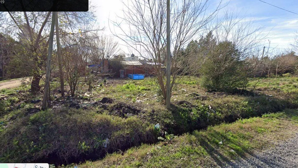 Terreno esquina 20,70 x 24 OPORTUNIDAD! 2
