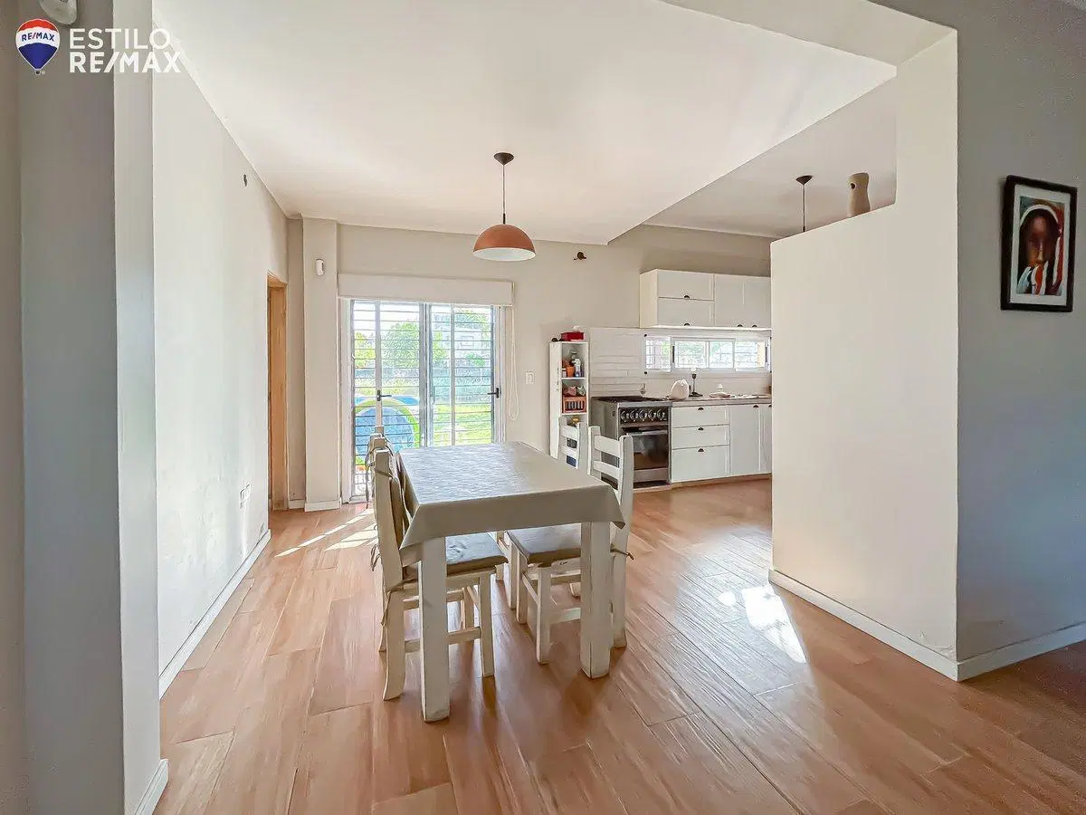 Casa en Venta, dos dormitorios Sicardi La Plata 2