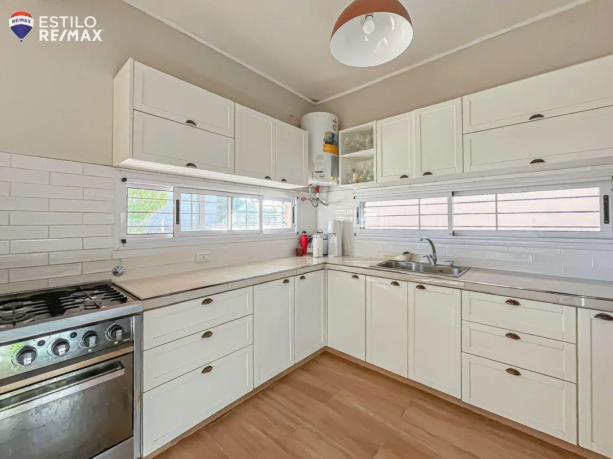 Casa en Venta, dos dormitorios Sicardi La Plata 3