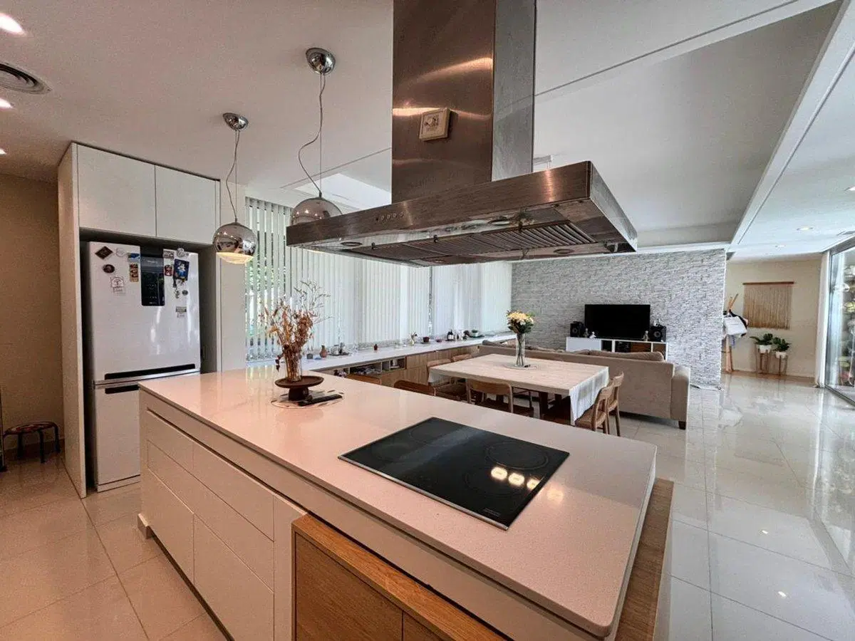 Venta de casa de 3 dormitorios en barrio cerrado 3