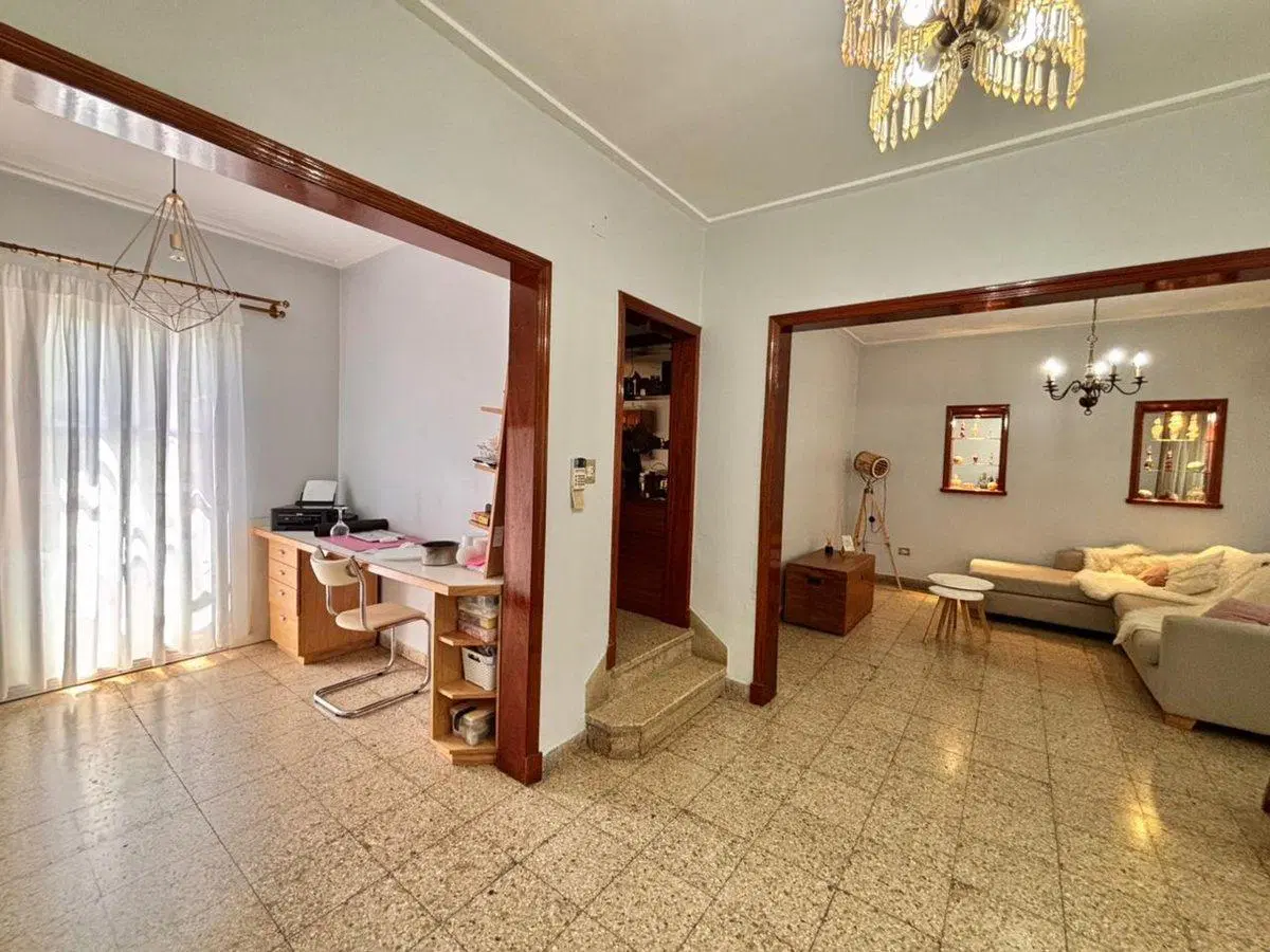 Venta de casa en barrio norte con jardin 5