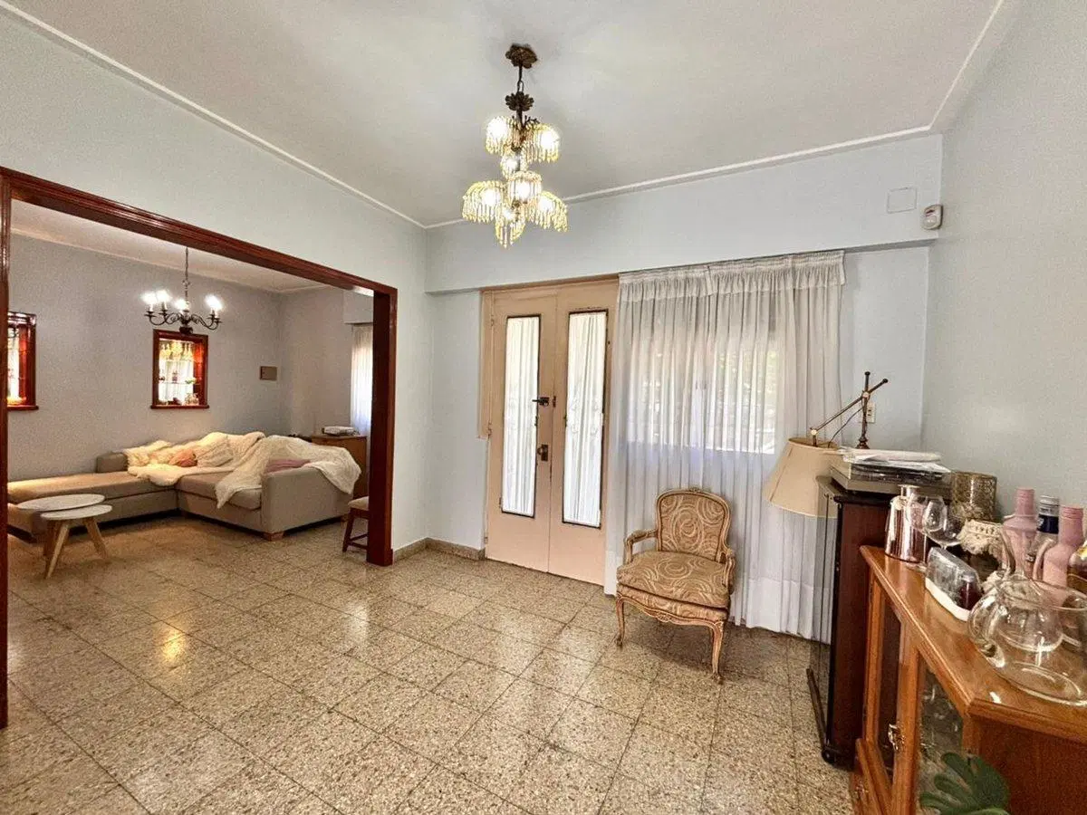 Venta de casa en barrio norte con jardin 2