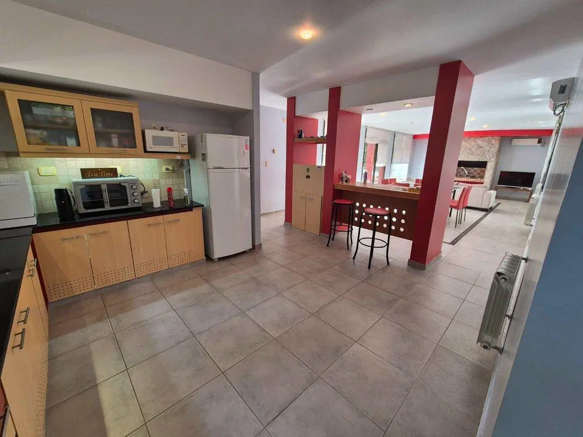 VENTA CASA HARAS DEL SUR 1 CON PILETA LOTE 2050 M2 5