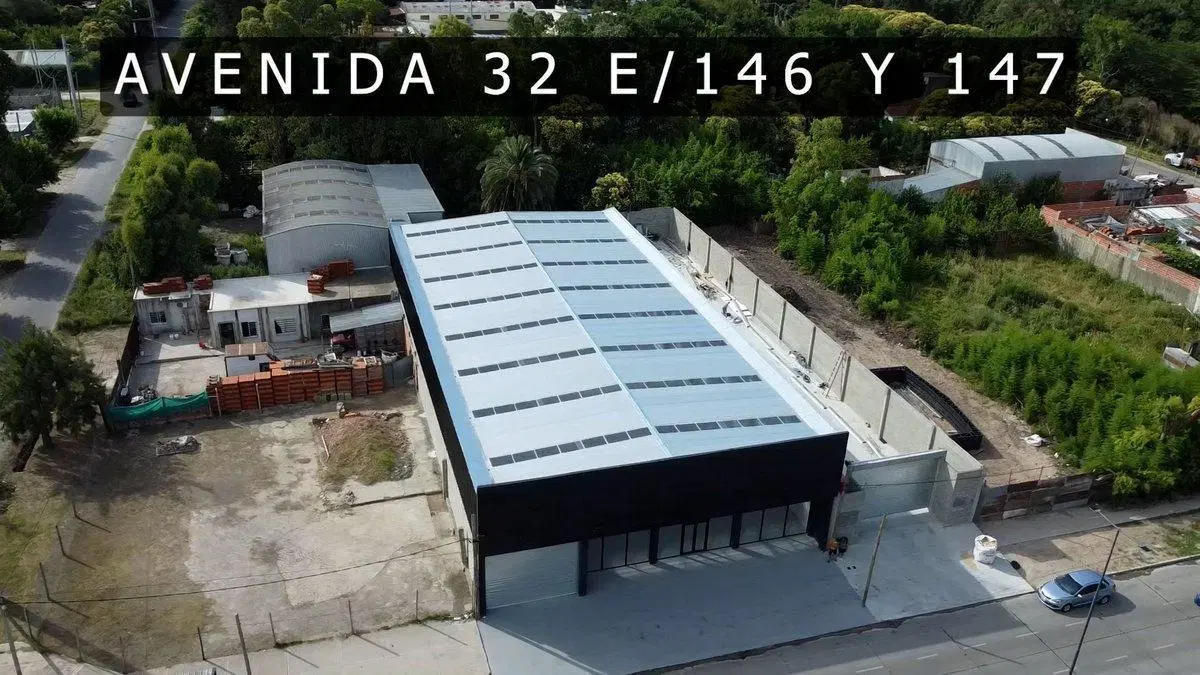 Galpon en Alquiler La Plata sobre Avenida Estrenar 2