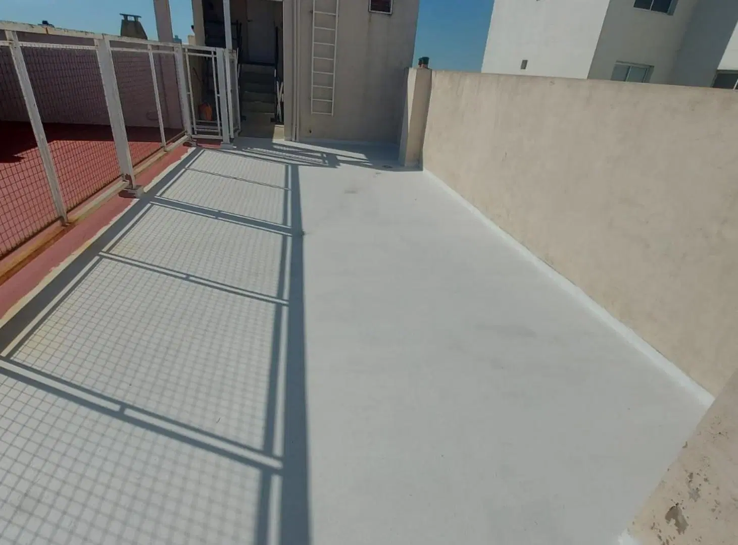 alquiler de monoambiente con terraza 6