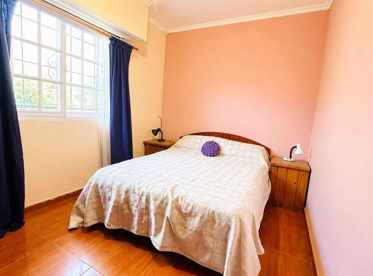 CASA EN VENTA 2 DORMITORIOS CON PARQUE 8