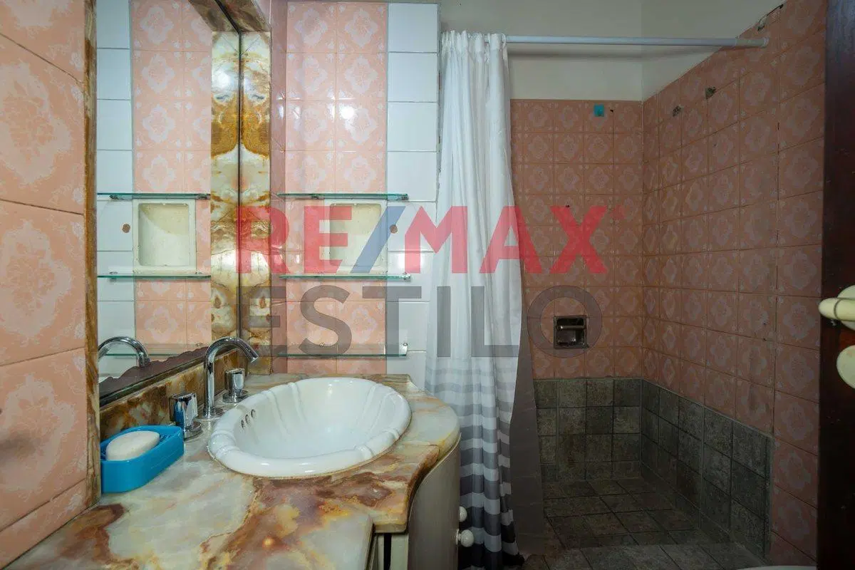 Ph casa en venta, con dos dormitorios , cochera 8