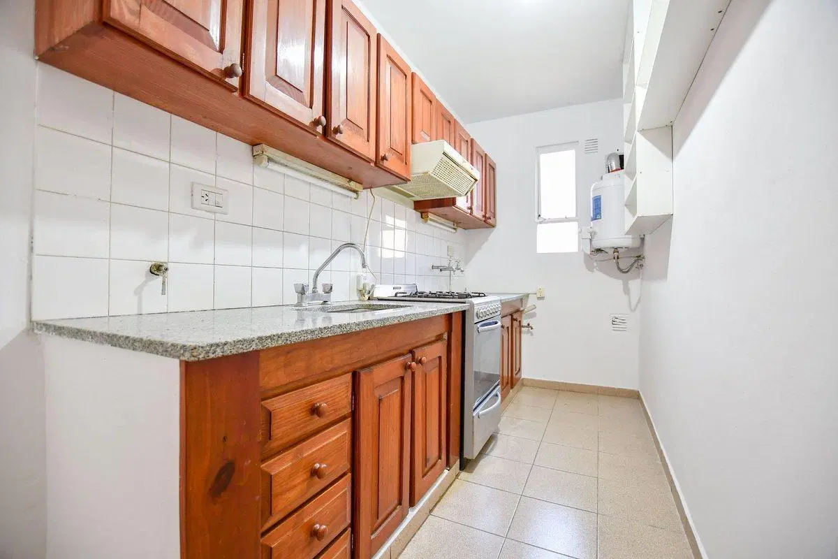 Departamento en alquiler Gonnet de 2 dormitorios 4